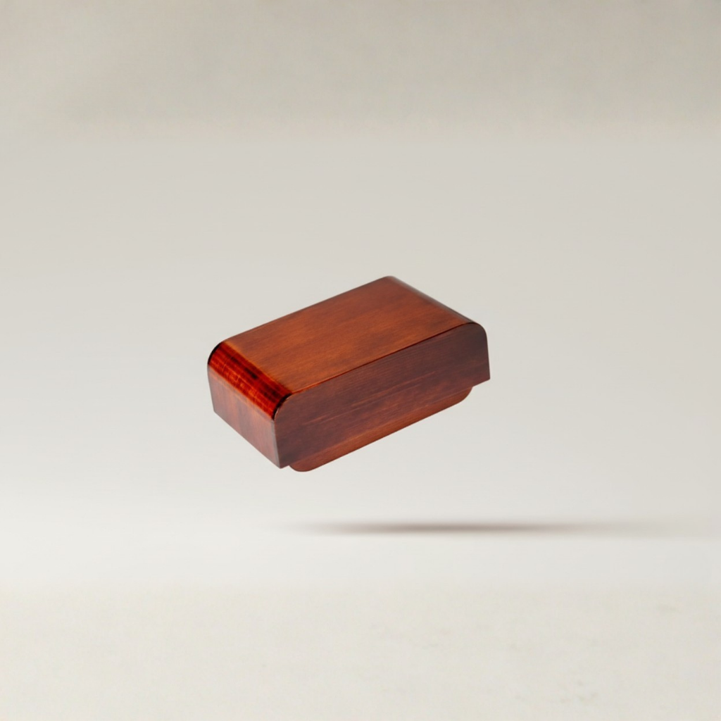 お弁当箱-木曽檜（ひのき）の呼吸と、漆の艶が守る滋味深い時間